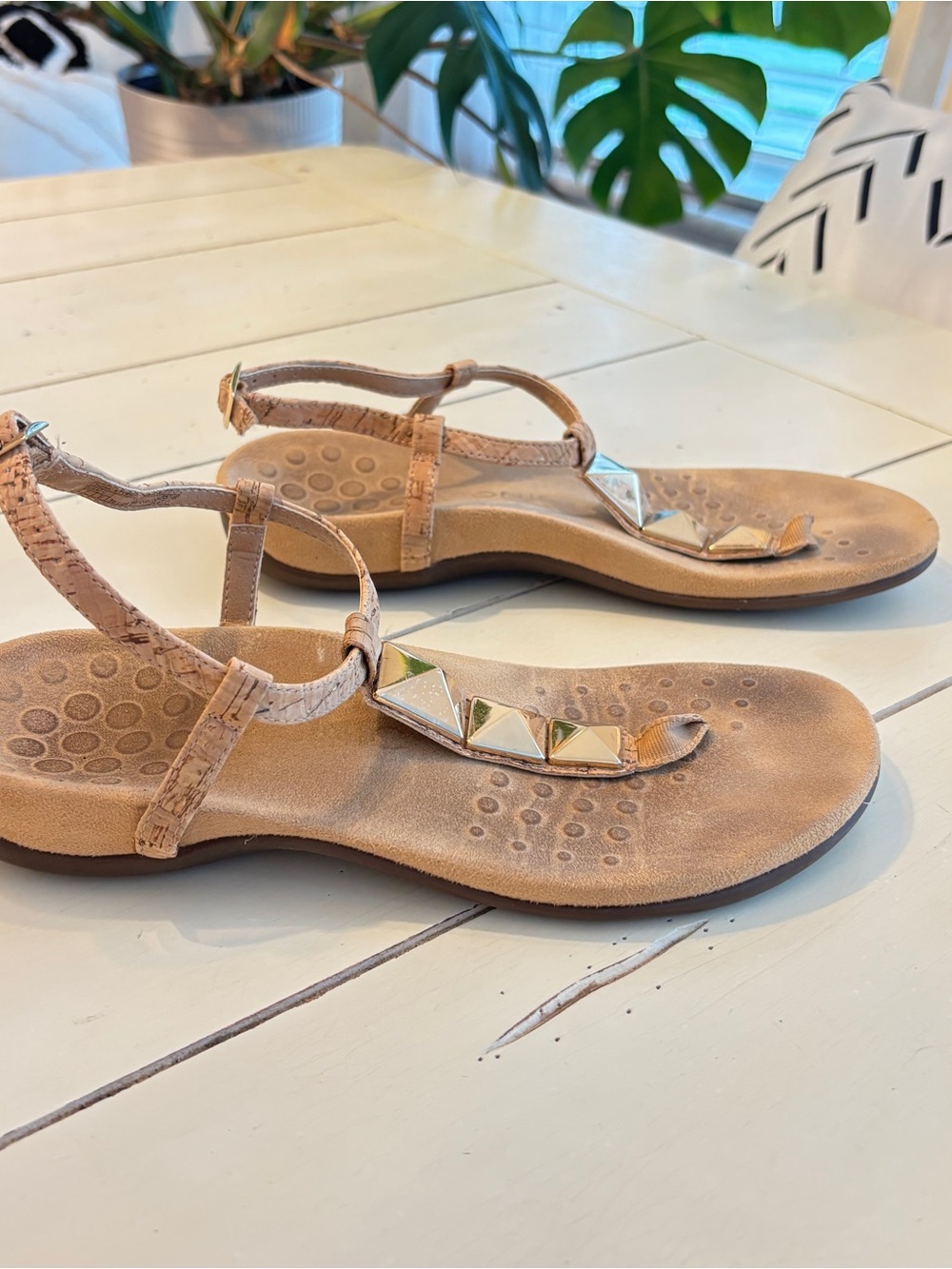Vionic Nala Gold Cork Strappy Comfort Sandal Women's 7 Comfy Arch Support